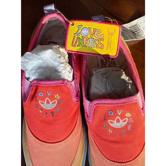 adidas Nizza Slip On Pride Pack Love Unites Size 7
